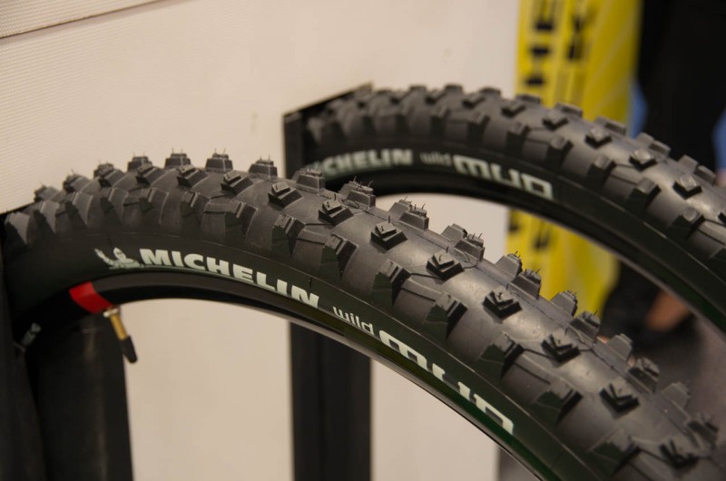 Michelin zeigt den WildMUD mit neuer, sehr weicher Gummimischung und abschneidbaren Stollen