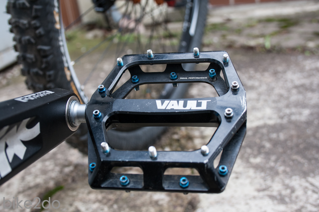 dmr vault v12